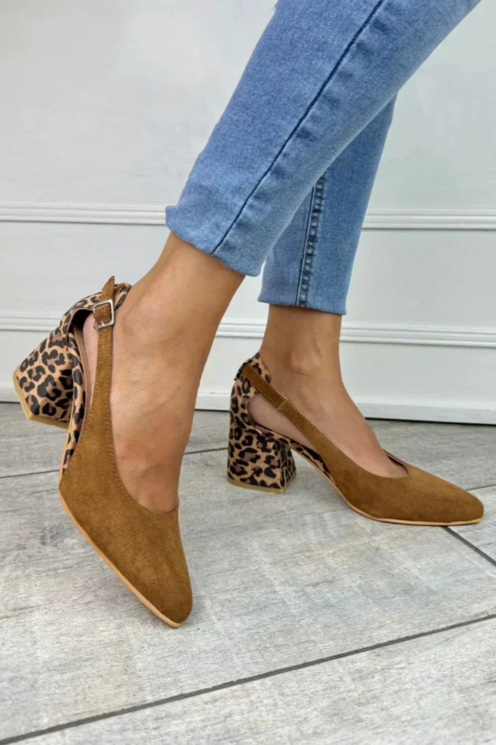 Sandálias Slingback Estampa de Onça
