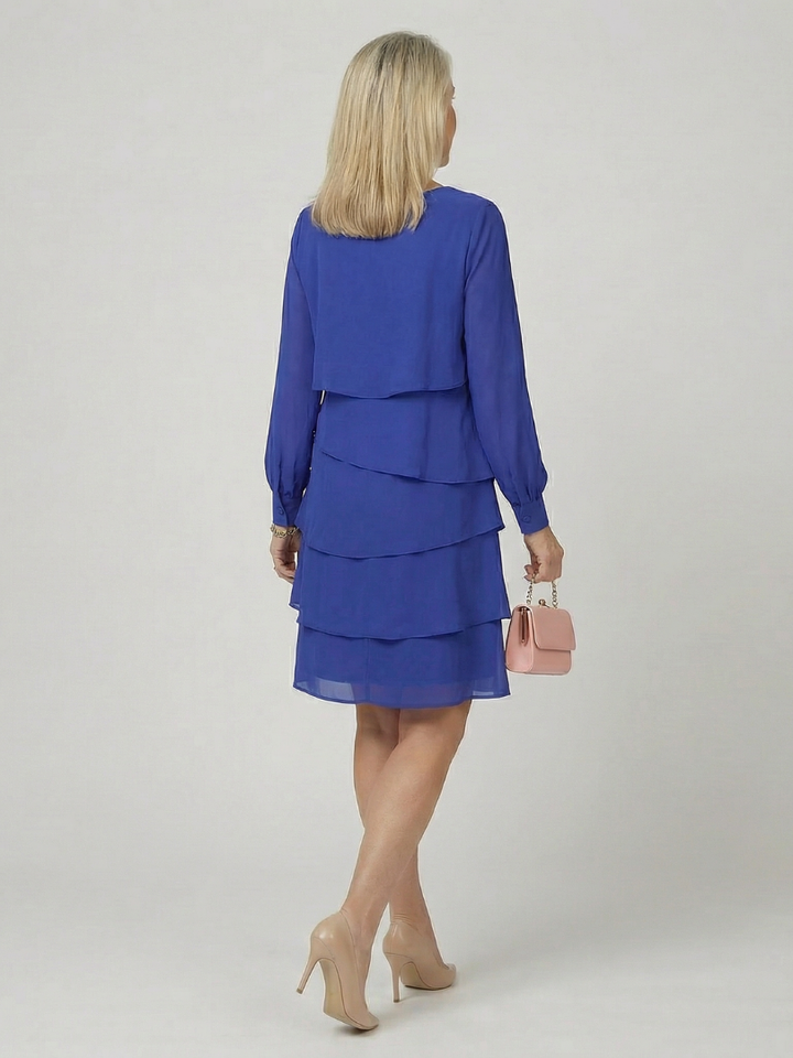 Kirax | Vestido com Camadas e Corte Limpo até o Joelho