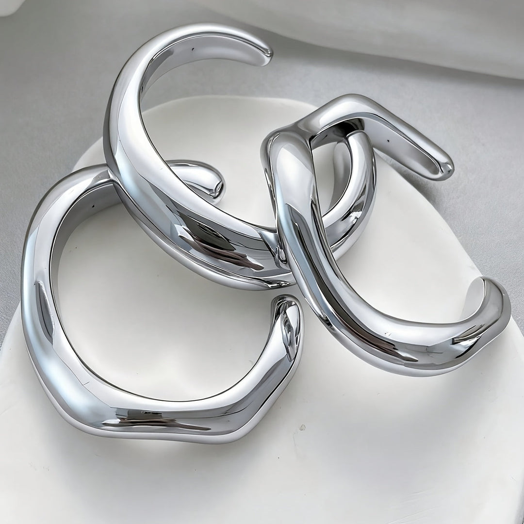 Vintage Sculptural Silver Plated Plastic Bangle Cuff Bracelet