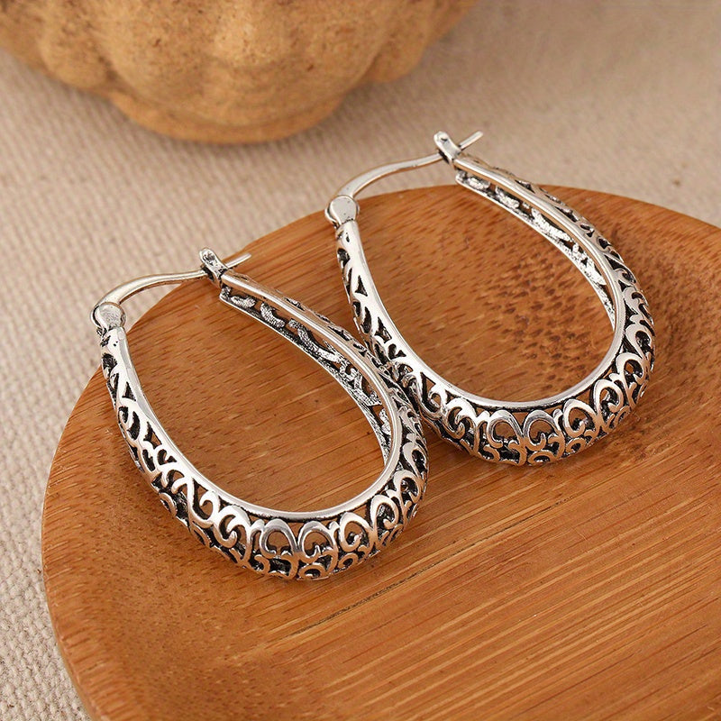 Elegant Retro Scroll Hoop Earrings
