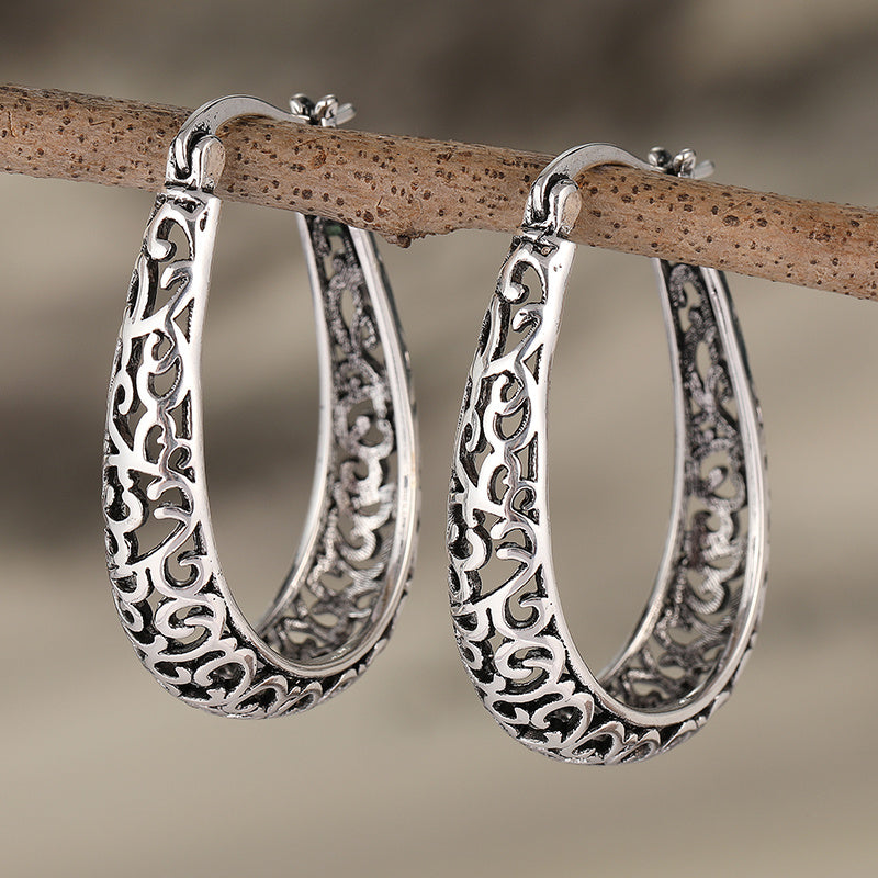 Elegant Retro Scroll Hoop Earrings