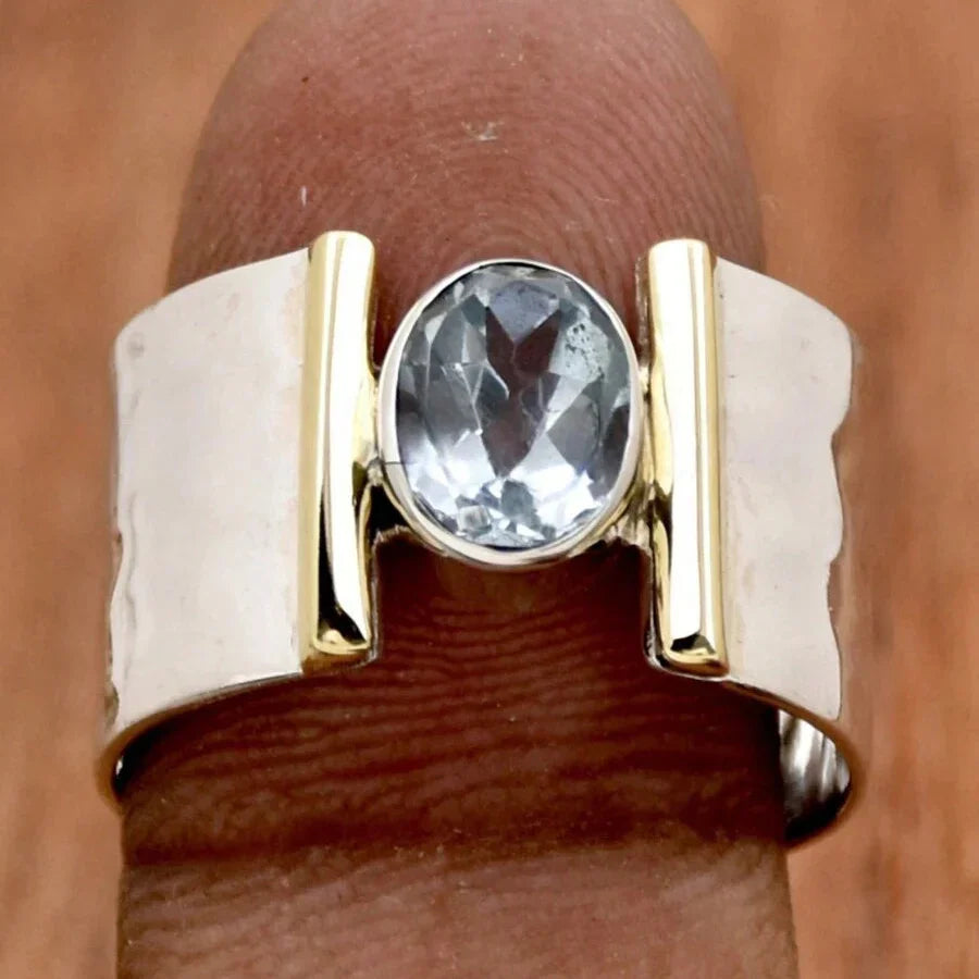 Anel retro elegante banhado a prata com zircónias cúbicas azuis