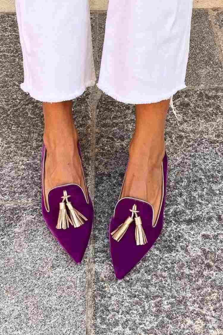 MOCASSIM COM PINGENTES ELEGANTES