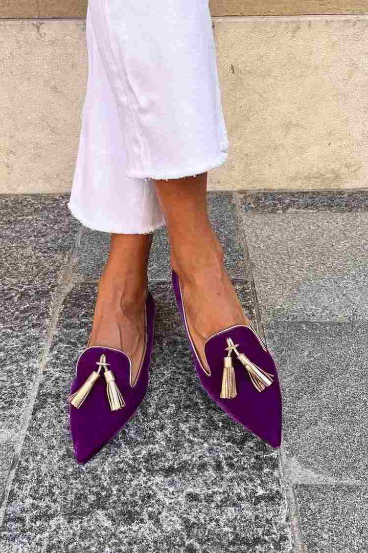 MOCASSIM COM PINGENTES ELEGANTES