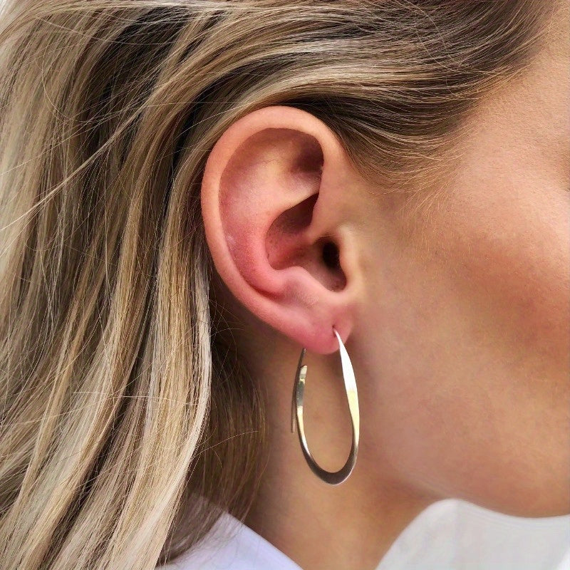 Vintage Minimalist Twisted Hoop Earrings
