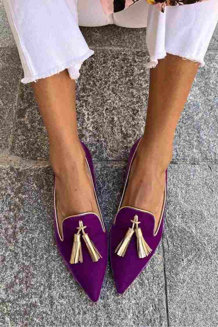 MOCASSIM COM PINGENTES ELEGANTES