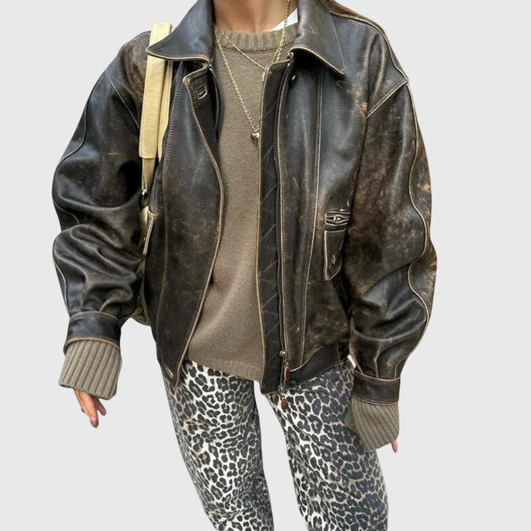 Chandra - Vintage Jeans with Leopard Print