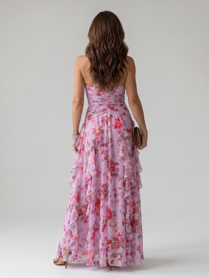 Nori | Vestido maxi con cuello halter, corpiño fruncido y estampado floral