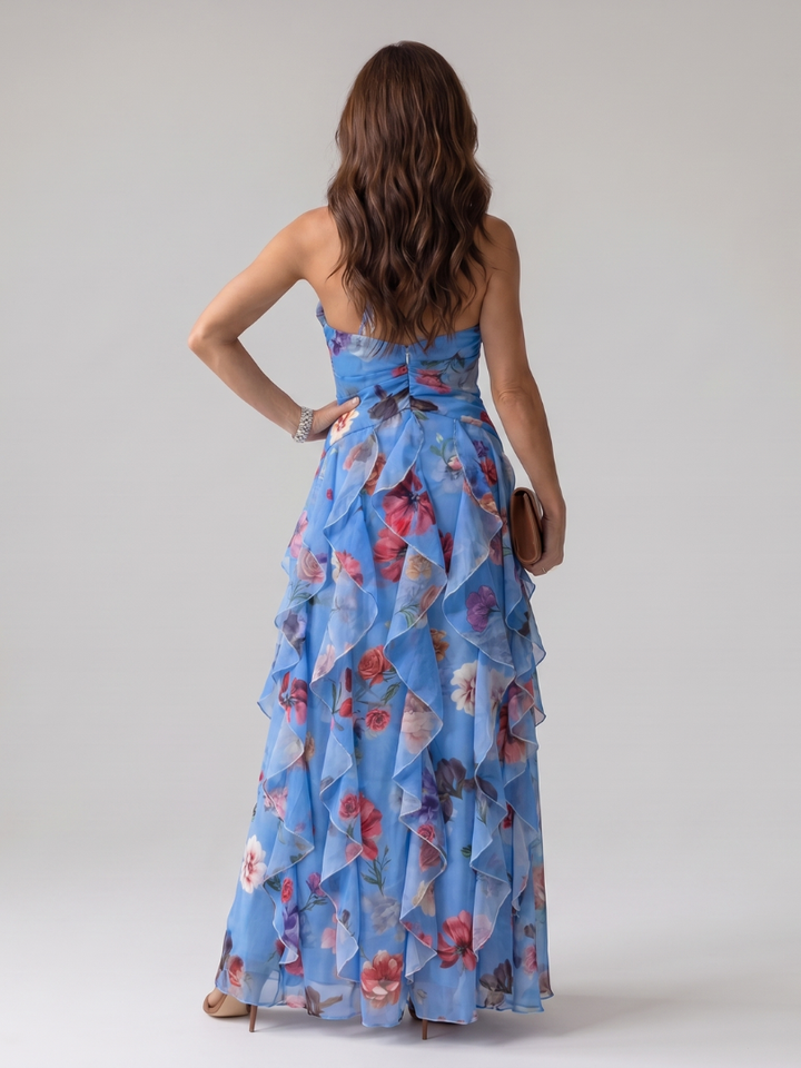 Nori | Vestido maxi con cuello halter, corpiño fruncido y estampado floral