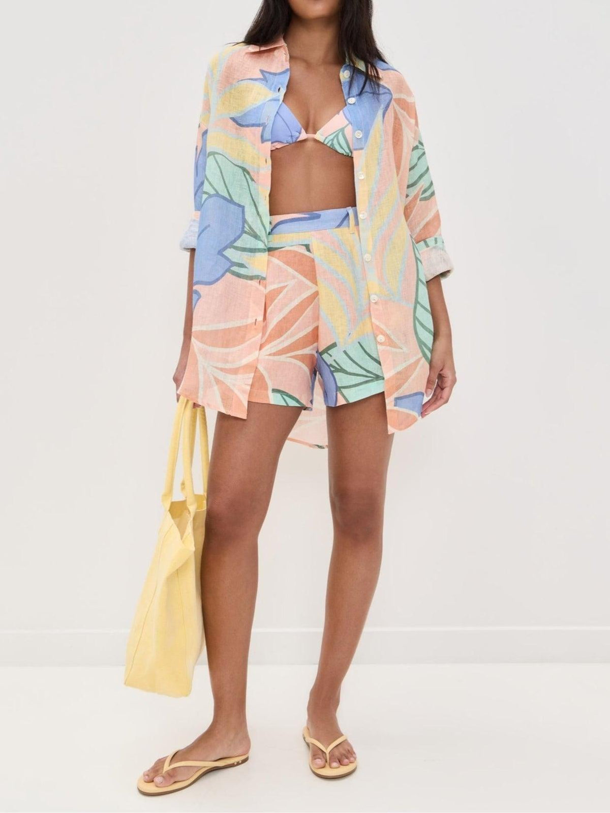 Conjunto de pantalones cortos con estampado de hojas tropicales Diego