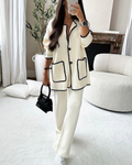 Conjunto casual Sofia com jaqueta com detalhes nas bordas e calça