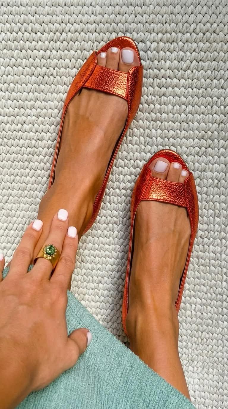 Adelina | Sandalias doradas elegantes y cómodas