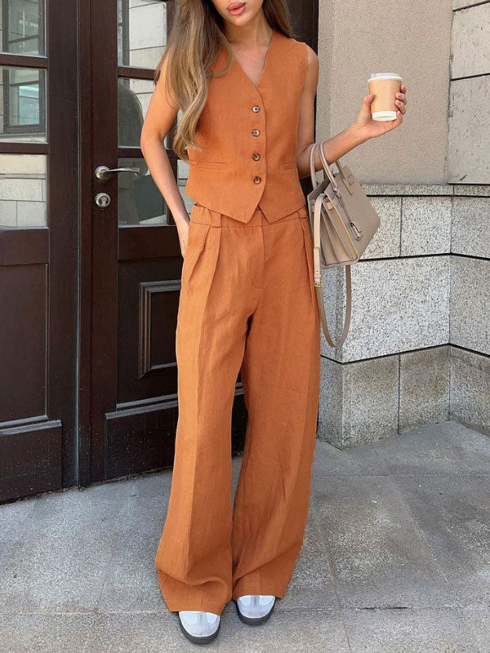 Conjunto de calça pantalona plissada com decote em V Lila