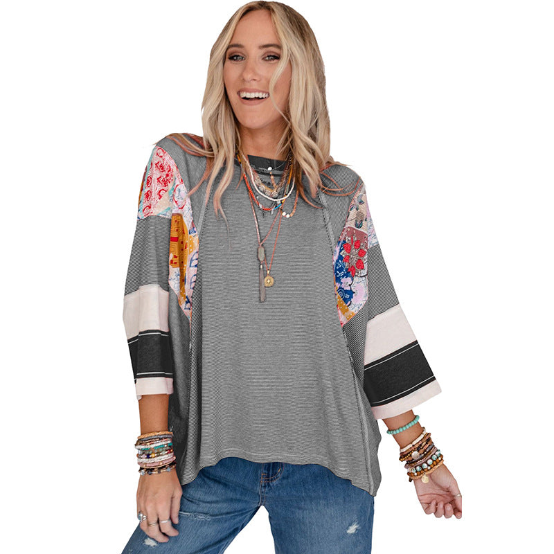 BAILEY™ – Blusa Leve Patchwork com Mangas Morcego