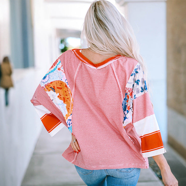 BAILEY™ – Blusa Leve Patchwork com Mangas Morcego