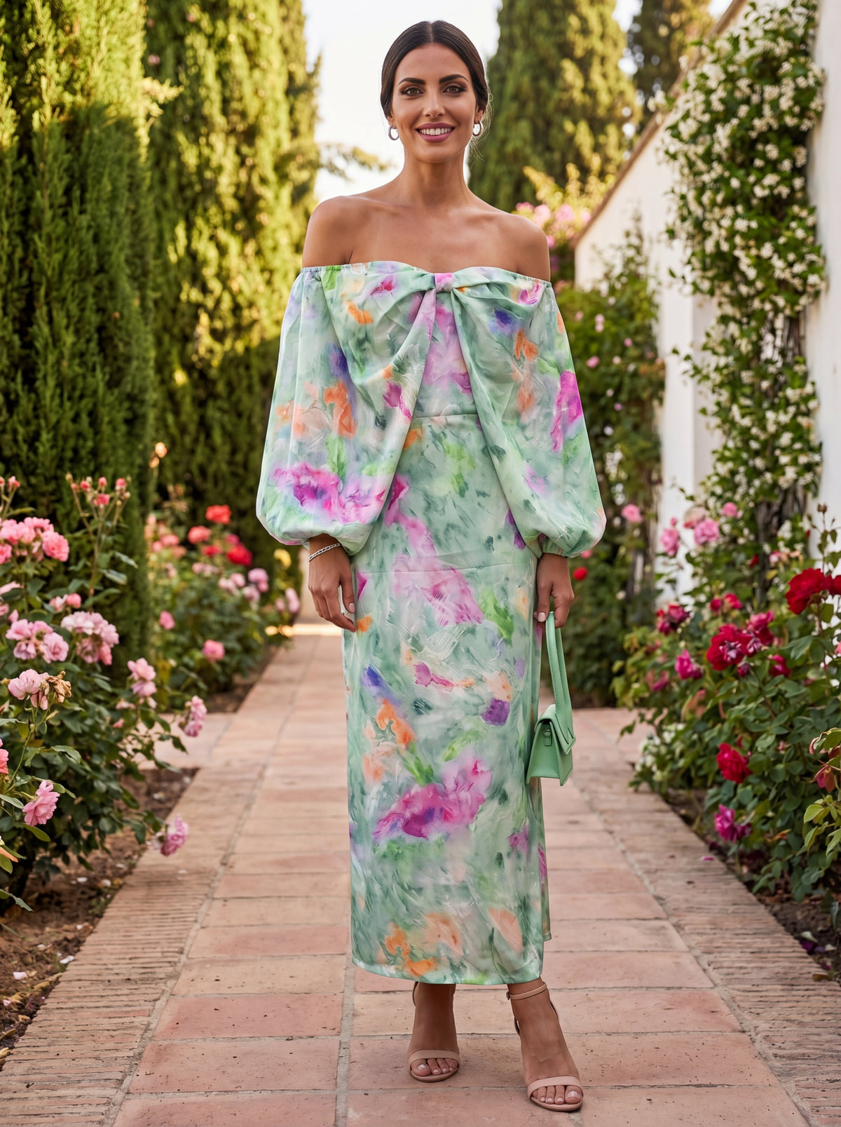 Lindaraja | Vestido floral com ombros descobertos