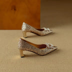 Sapatos de salto Gloria com brilhantes