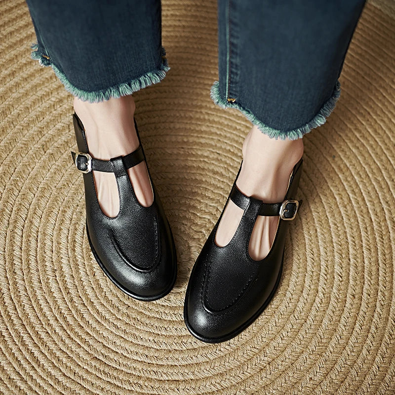 Zapatos Selvana de tacón bajo