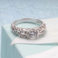 Elegante anillo de plata de ley