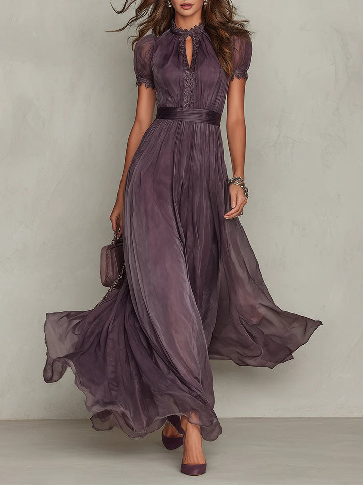 Flavia | Vestido largo elegante morado con escote en caída y encaje