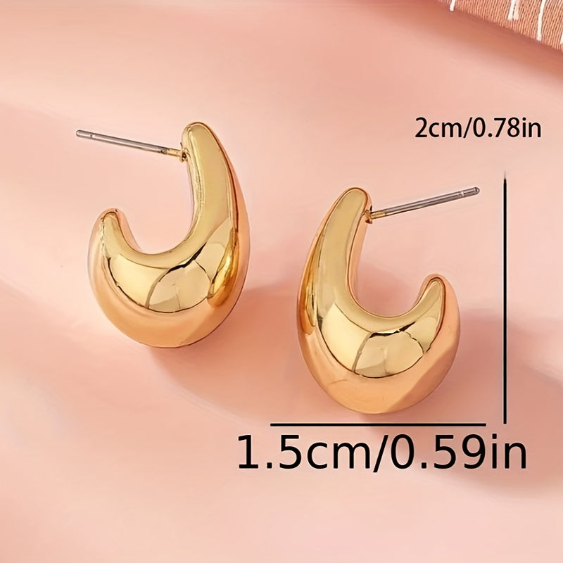 Minimalist Gold C-Shape Sculptural Stud Earrings