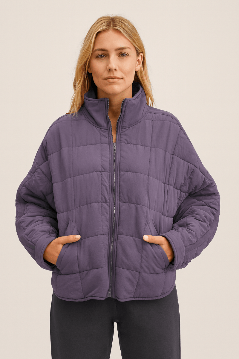 APRIL – CHAQUETA ACOLCHADA LIGERA Y COMPACTA CON CREMALLERA