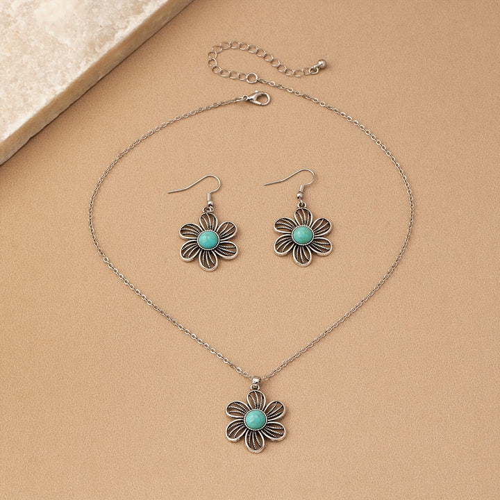 Vintage Boho Turquoise Flower Earrings Necklace Jewelry Set