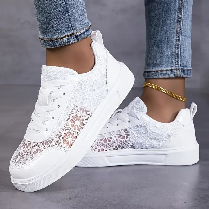 Camille | Elegante kant sneakers - Bellanza