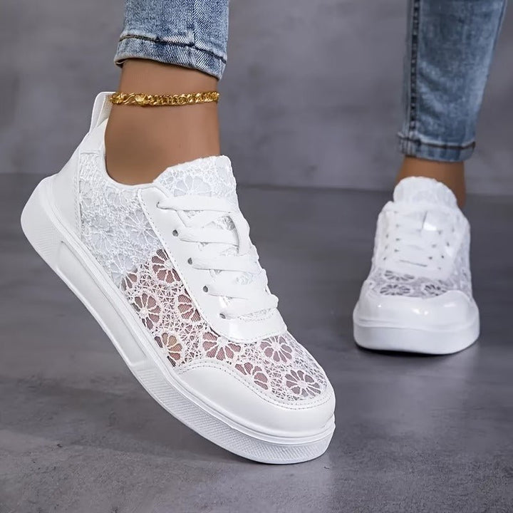 Camille | Elegante kant sneakers - Bellanza
