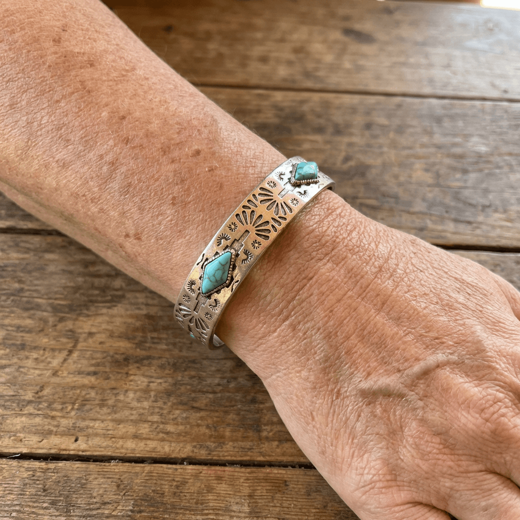 Vintage Bohemian Western Totem Engraved Inlaid Turquoise Bracelet