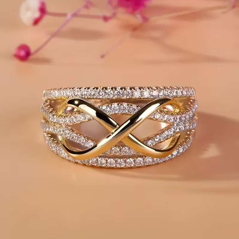 Anillo de cruz eterna