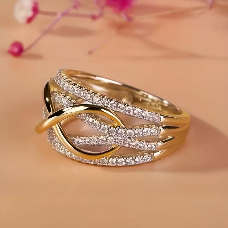Anillo de cruz eterna