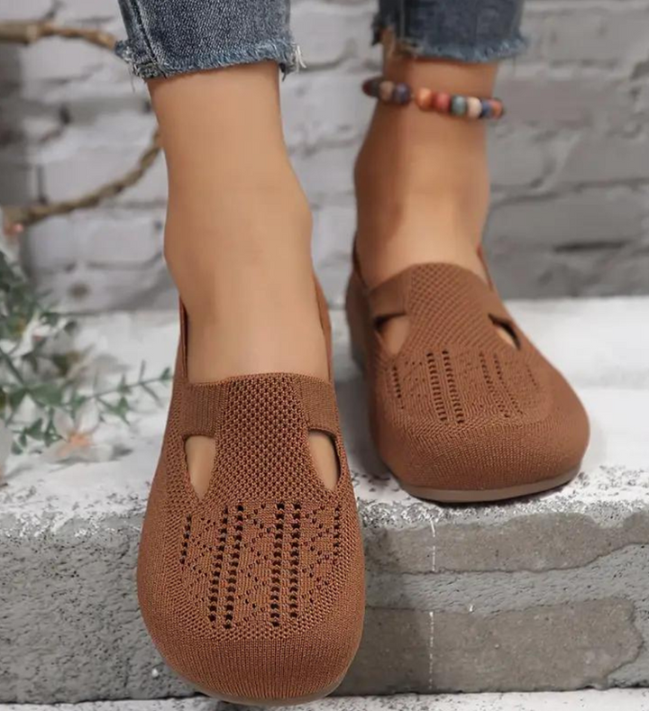 Darcy – Simple Comfort Slip On Sandals