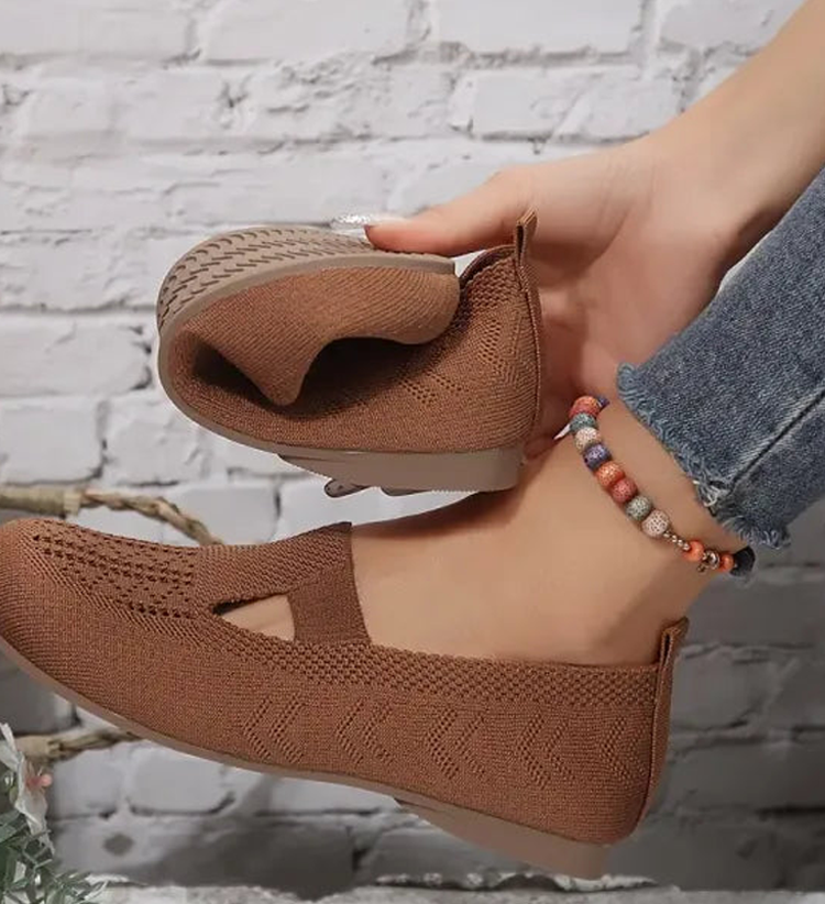 Darcy – Simple Comfort Slip On Sandals